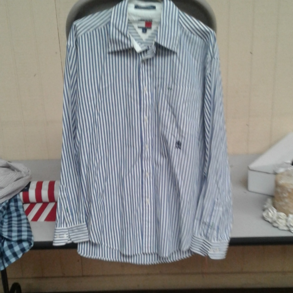 Mens Tommy Hilfiger shirt